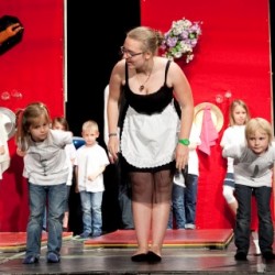 Groepsoptreden (44) - Toneelvereniging Plankenkoorts 